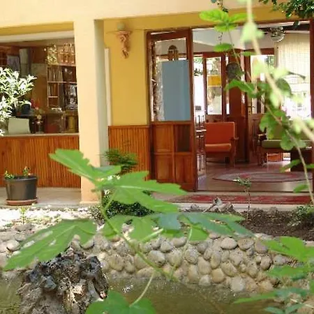 Hotel Dönmez 2*